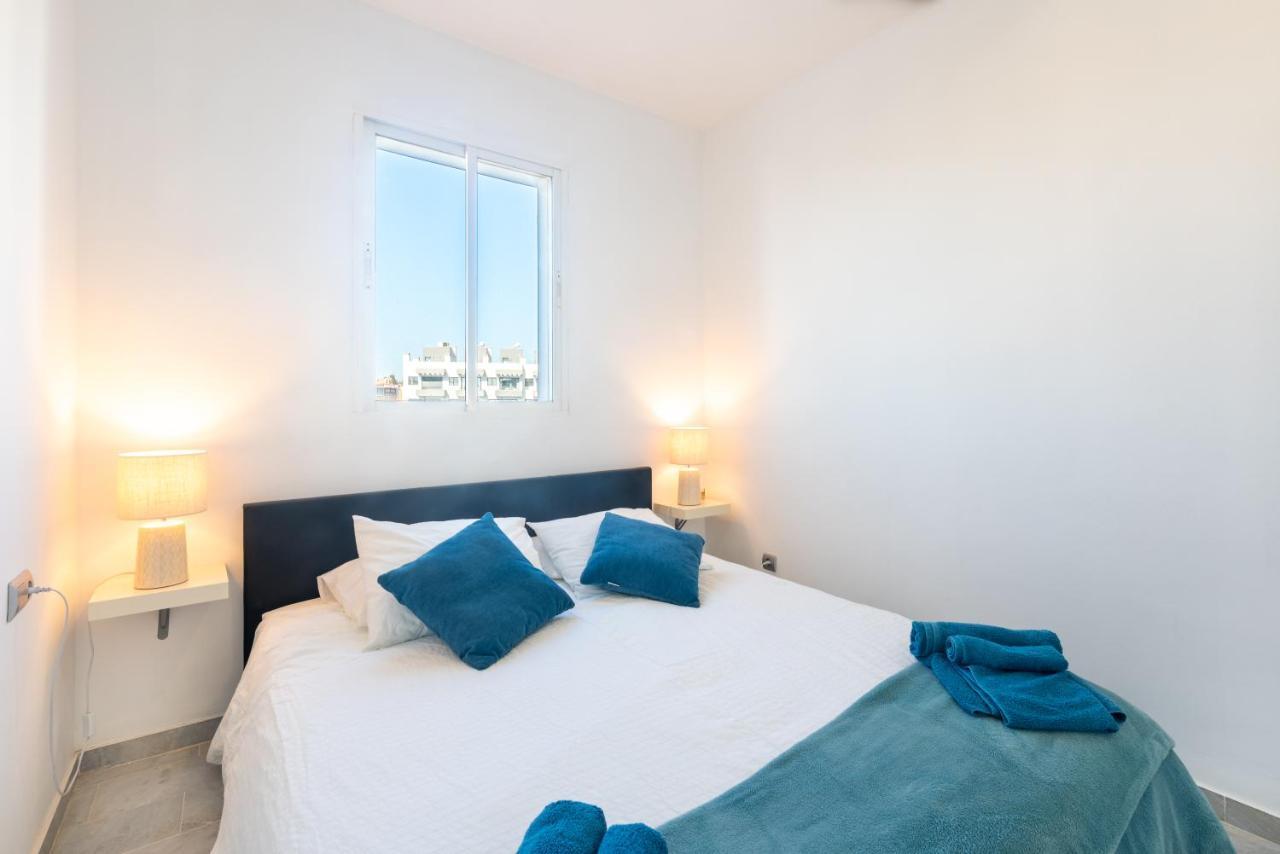 פואנגירולה Luxury 3 Bed Apartment Torreblanca מראה חיצוני תמונה